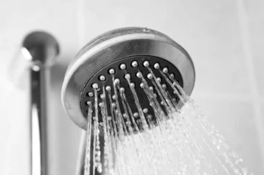How often should seniors over 65 shower? Expert advice on keeping skin healthy